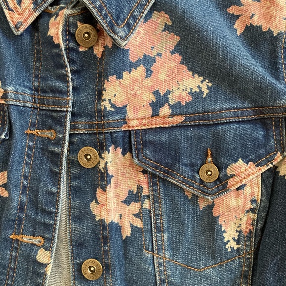 Floral denim jacket - Picture 4 of 12